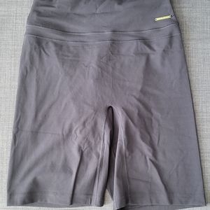 Whitney Simmons Gymshark v3 biker short black